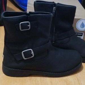 Harwell UGG blk leather moto boots kids 6